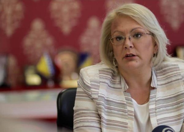 Predsjednica Federacije BiH Lidija Bradara iz HDZ-a pozvala građane da…