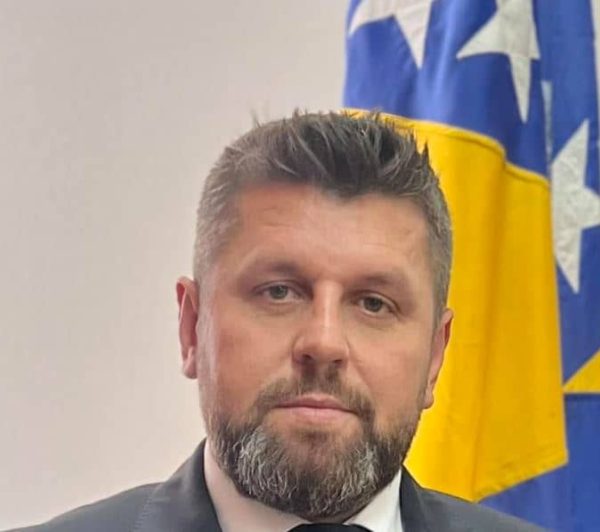 Potpredsjednik RS Ćamil Duraković vrlo direktno odgovorio Nenadu Stevandiću, otvoreno…