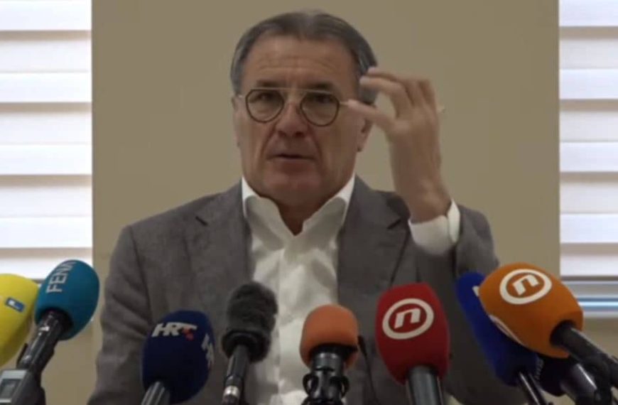 Zdravko Mamić održao izuzetno burnu press konferenciju u Mostaru: Vrijeđao, psovao, zaklinjao se u Bibliju…
