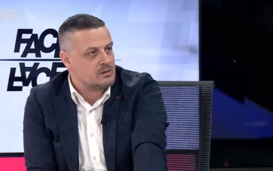 Pukao mu film i to apsolutno ne krije: Vojin Mijatović se nije libio gostujući uživo kod Hadžifejzovića isprozivati mnoge, pogledajte šta je sve poručio!