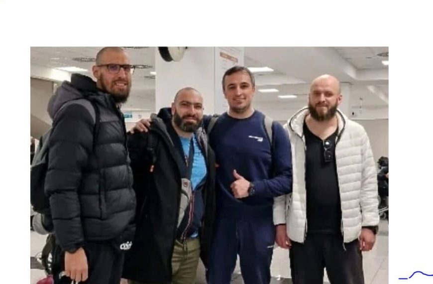 Četvorica Sarajlija na letu savladali putnika koji je pravio probleme u avionu