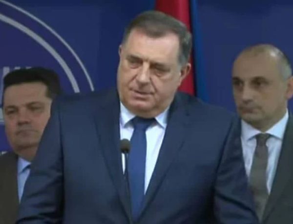 Hladan tuš za Milorada Dodika i ekipu iz Ustavnog suda BiH, Nenad Stevandić burno…