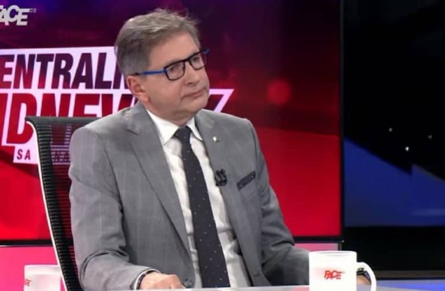 Mirsad Hadžikadić se gostujući kod Hadžifejzovića obratio građanima: “Ne izlazimo na ulicu da se žalimo; nacionalisti vode kolo koje ne ide ka dobrom!”
