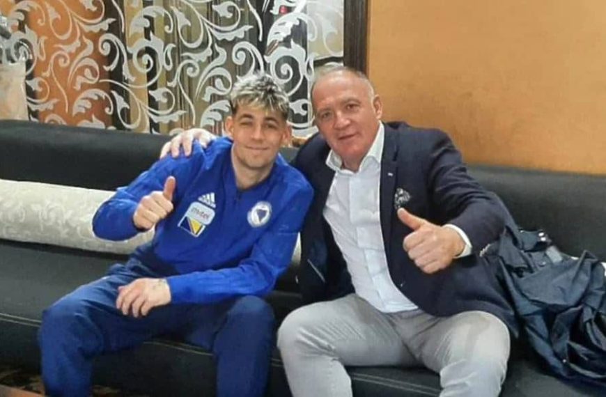 Nick Salihamidžić prvi put u reprezentaciji i među Zmajevima, dočekao ga proslavljeni bh. fudbaler Vlatko Glavaš: “Znam koliko je Hasan sretan”