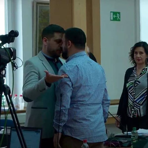 Burno u Novom Sarajevu: Pogledajte snimak i fizički i verbalni obračun dvojice vijećnika
