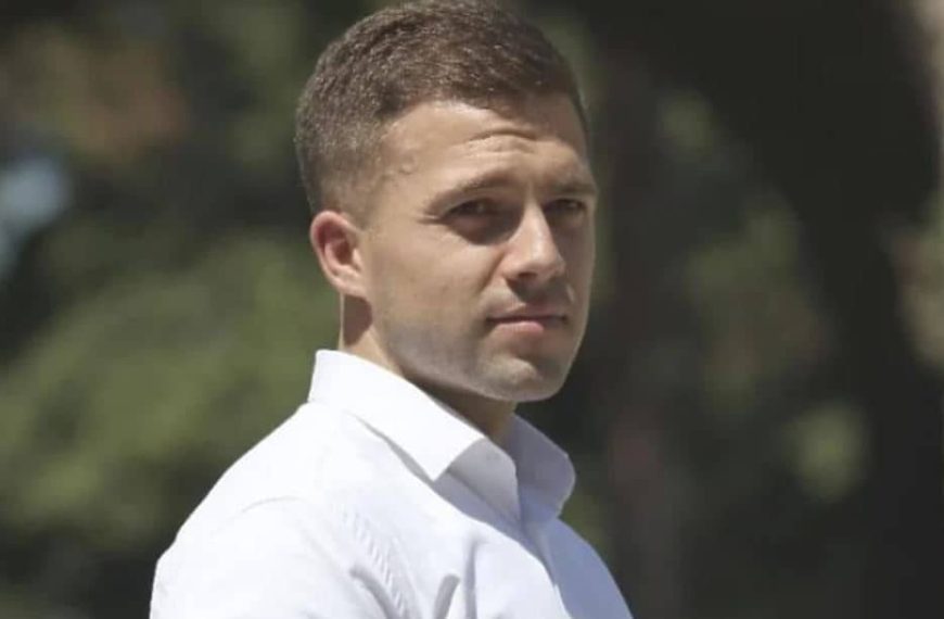 SDP-ov delegat u RS-u “uzburkao duhove”: Ramiz Salkić je trebao završiti u zatvoru zbog pokušaja prevare nane Fate