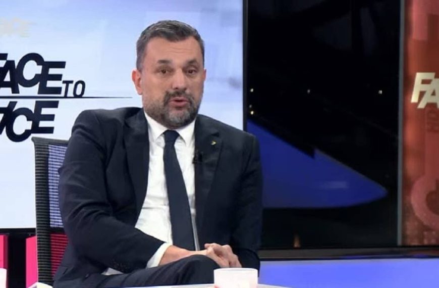 Elmedin Konaković gostujući kod Senada Hadžifejzovića “otvorio karte”: “HDZ i SNSD imaju isto ministarstava kao i kada su bili partneri sa SDA”