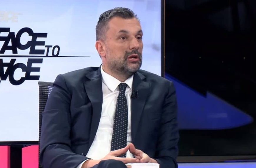 Konaković kod Hadžifejzovića otkrio: “Zvao sam ga preksinoć, kasno. On kaže: “Ma, ne mogu sad” Precijenio se, pogriješio je Efendić”