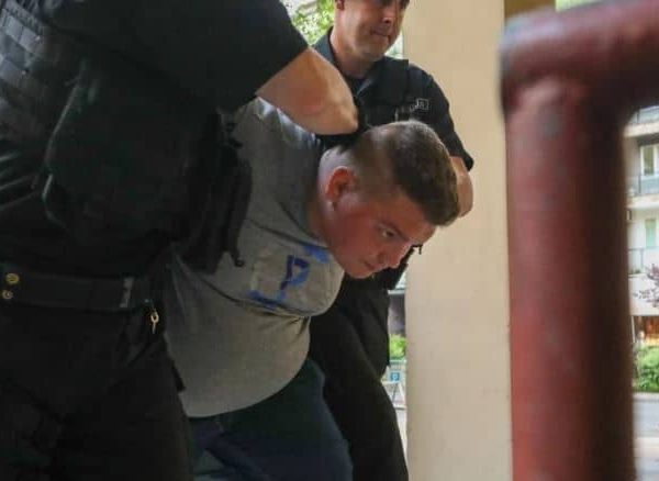 Pogledajte snimak iz Sarajeva: U Tužilaštvo KS predat Armin Berberović…