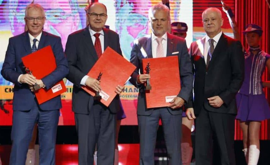 Nagrada dodijeljena u BiH: Dobitnici osobe godine Michael Murphy, Christian Schmidt i Johann Sattler