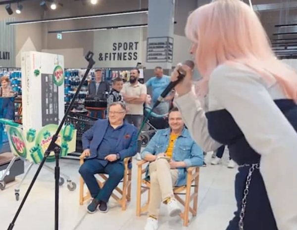Pogledajte kako su se Enis Bešlagić i Halid Bešlić zabavili…
