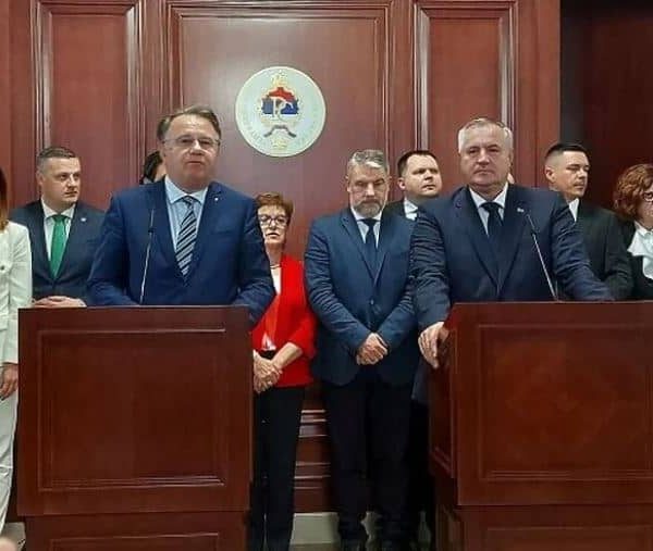 Nermin Nikšić otvoreno nakon zajedničke entitetske sjednice: Nećemo se gledati…
