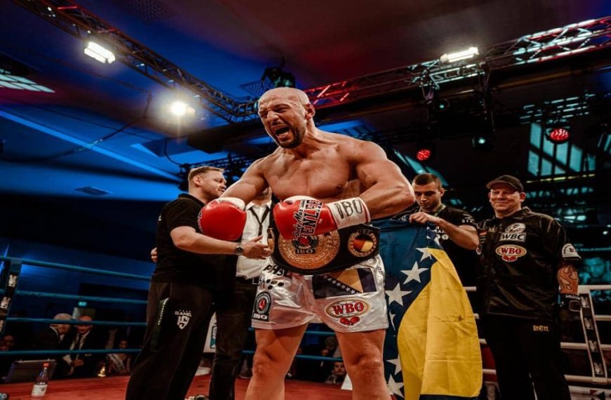 Pogledajte snimak: Bh. bokser Iron Puki sjajnim nokautom u Njemačkoj odbranio titulu evropskog prvaka!