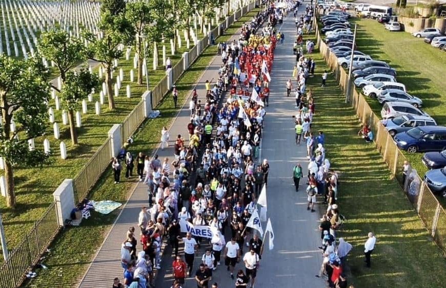 Hiljade učesnika ovogodišnjeg Marša mira stiglo u Potočare