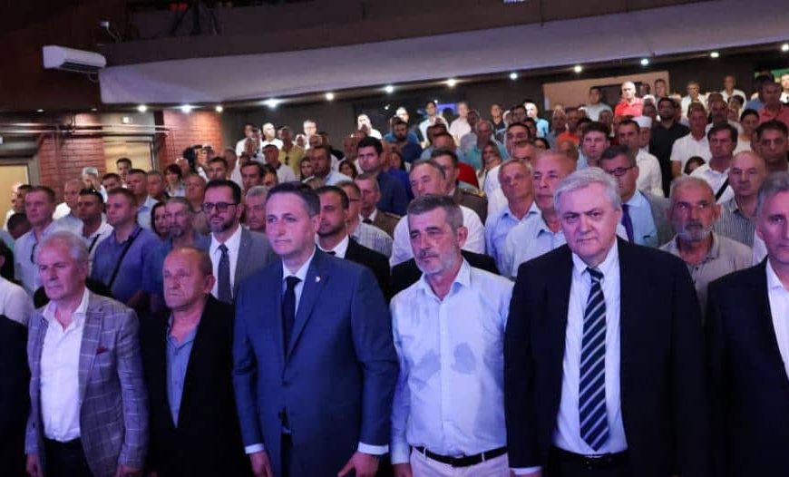 Denis Bećirović jasno i glasno iz Mostara poručio: “Milorad Dodik i njegovi sljedbenici nemaju ni 10 posto te snage i oni su osuđeni na propast ako napadnu državu Bosnu i Hercegovinu”