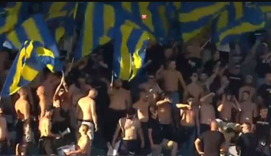 Bh. dijaspora čvrsto uz Zmajeve: Nevjerovatne scene sa meča Austrije i BiH, nije moglo bez prekida