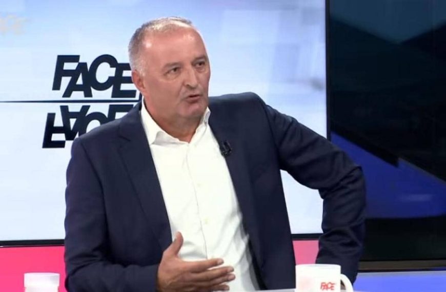 Ministar odbrane BiH Zukan Helez kod Hadžifejzovića “žestoko opleo” po Dodiku, Nešiću i Košarcu