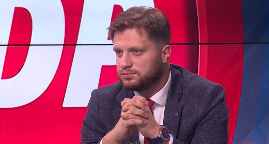 Burna politička jesen počinje, Čengić oštro kritikovao vodeće ljude SDP-a: Nikšić i ja se slažemo da sam njegova najveća greška, Stojanović je frustriran