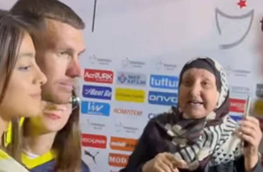Pogledajte snimak koji se pojavio: Nana je stajala pored Džeke s jasnom željom, reakcija Dijamanta je bila vrhunska!