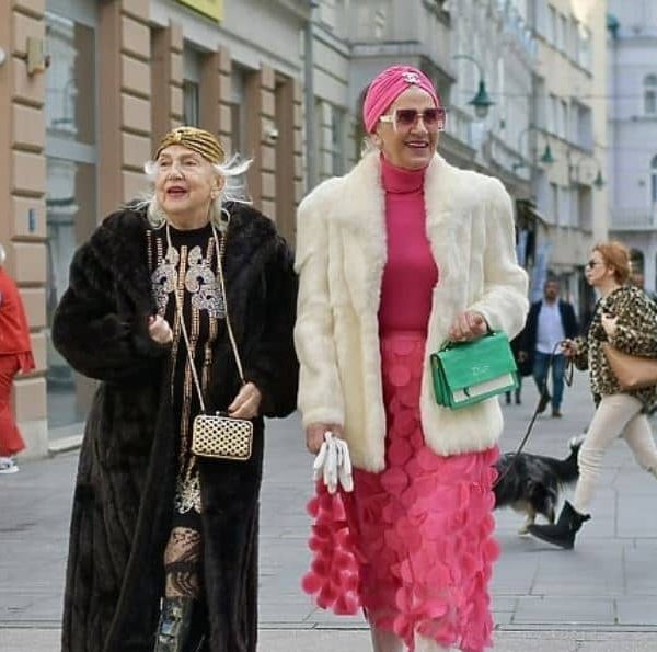 Samka i Hatidža su “modne ikone” Sarajeva , sada su se i oglasile: Volimo da je drugačije od drugih pa neka bude i gore