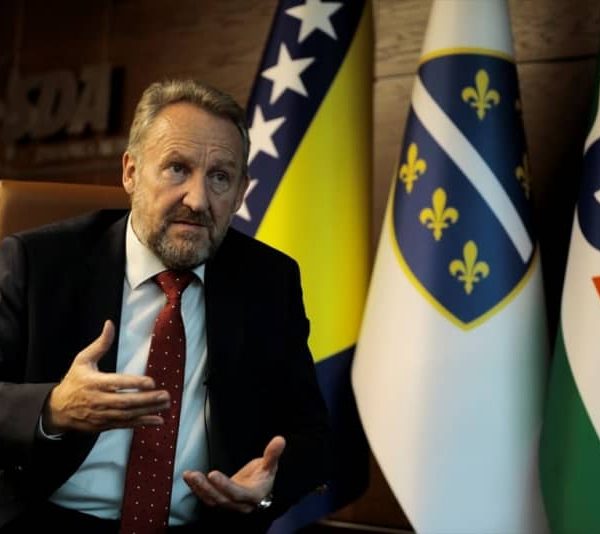 Izetbegović javno proziva Fortu, Nikšića i Konakovića, šta je na pomolu? “Pravi potop SDP,…
