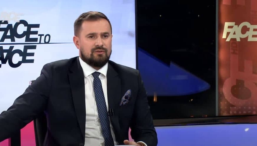 Fikret Hodžić se po prvi put oglasio po izlasku iz zatvora: “Sa vjerom u Boga i istinu do konačne pobjede”