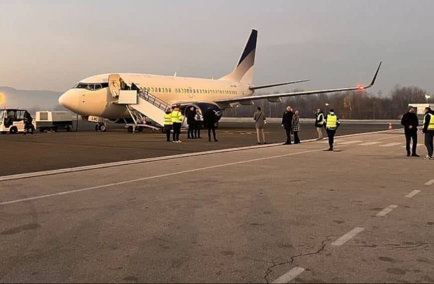 Loša popunjenost aviona u Tuzli, obustavljena prodaja karata…