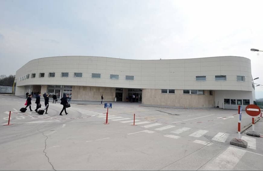 Direktor aerodroma Tuzla nakon obustavljanja letova Lumiwingsa: “Pregovaramo sa svim zainteresovanim aviokompanijama, ali najčešće dobijamo odgovor da nemaju kapaciteta”