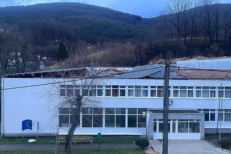 Snažno nevrijeme praćeno jakim vjetrom pogodilo dijelove BiH