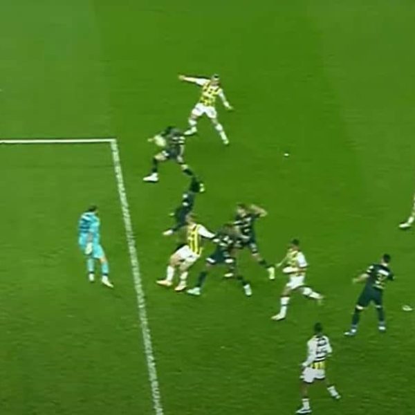 Sporni penal za Džekin Fenerbahče u 94. minuti digao turski…