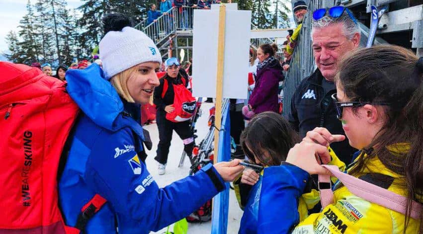 Oglasili se iz tima bh. skijašice Elvedine Muzaferije, imaju posebnu molbu: “Dajte joj vjetar u leđa”