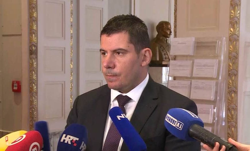 Kandidat za premijera Hrvatske: “”Upozorenje” Bošnjacima, Komšića proglasiti…