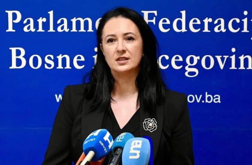 Potpredsjednica SDA Aida Obuća: Danas je Konaković 50 minuta javnost ubjeđivao da nije kriv, a još nije ni inkriminisan