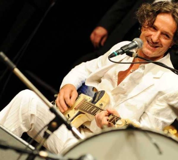 Goran Bregović otkrio u koju pjevačicu je bio zaljubljen: Gledao…