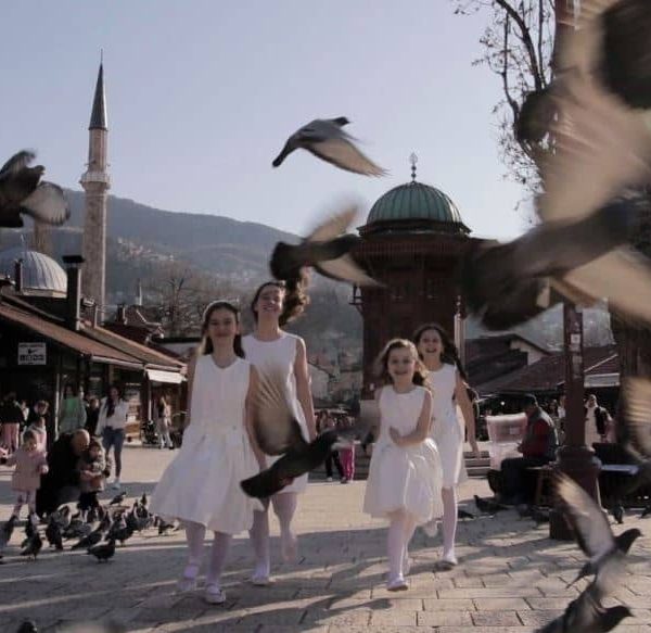 Predivan poklon svim građanima i građankama Sarajeva: Objavljena pjesma pod…