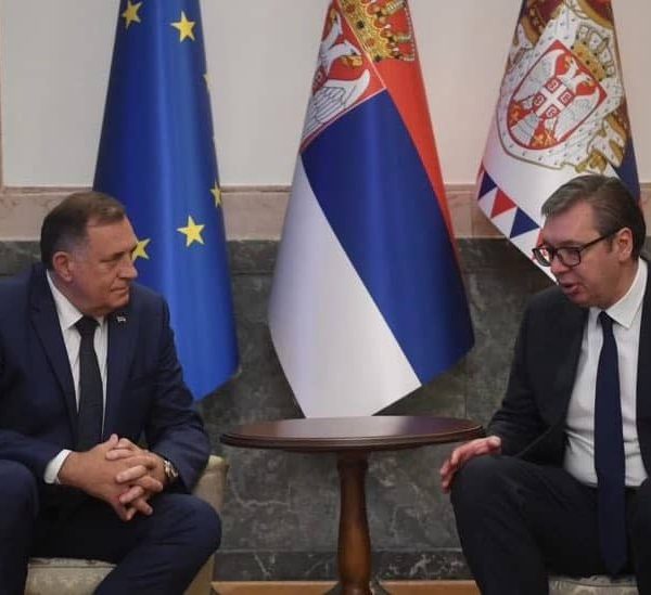 Aleksandar Vučić i Milorad Dodik u Beogradu: Pristigle su otvorene prijetnje o otvaranju “Pandorine kutije”