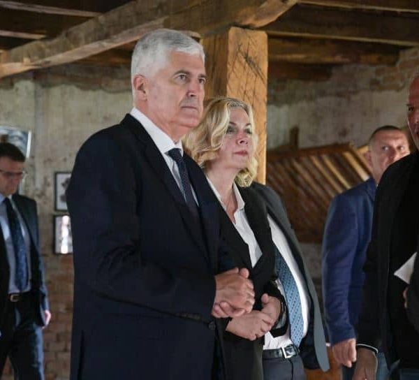 Predsjednik HDZ-a Dragan Čović se obratio javnosti: “Za sve probleme koje imamo u Bosni…