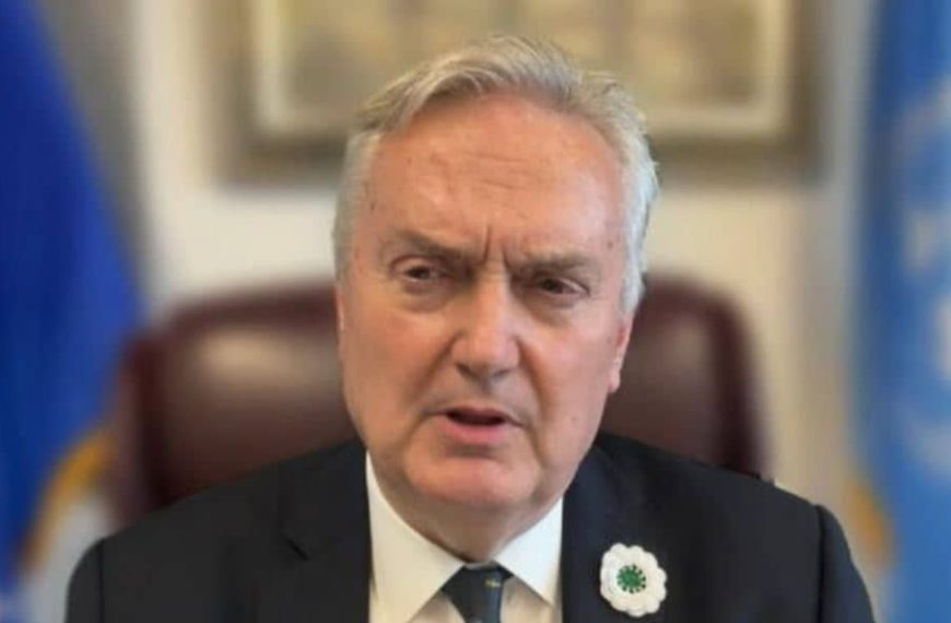 Lagumdžija otkrio kontroverzne detalje nakon što je u UN-u izglasana Rezolucija o genocidu u Srebrenici: “Veliki broj suzdržanih su nama prilazili i izvinjavali se…”