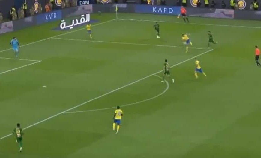 Pogledajte snimak: Cristiano Ronaldo iskoristio poigravanje Ibrahima Šehića i postigao majstorski gol
