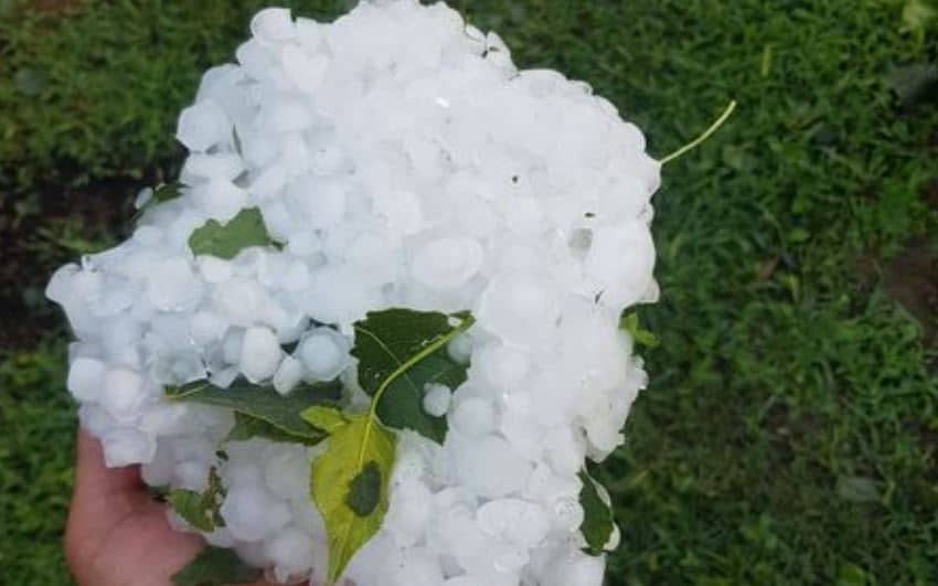 Snažno nevrijeme u bh. mjestu, pogledajte šta je zabilježila kamera