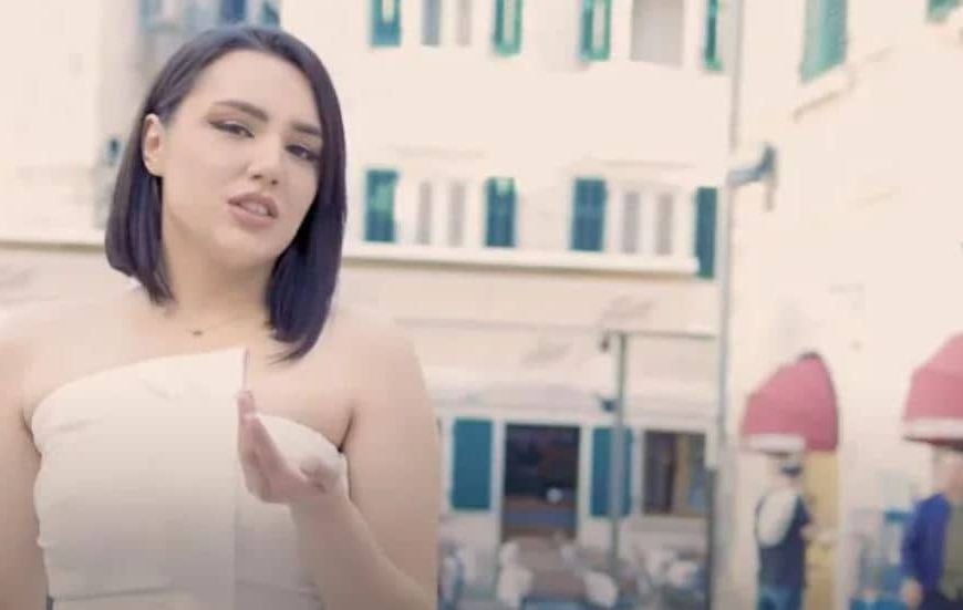 Kćerka Đorđa Balaševića napisala pjesmu za zvezdu Granda,…