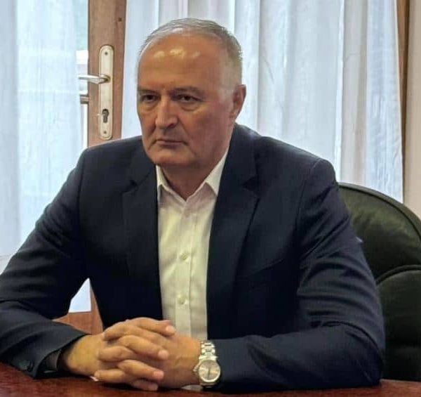 Ministar odbrane BiH Zukan Helez jako direktno i bez uvijanja:…