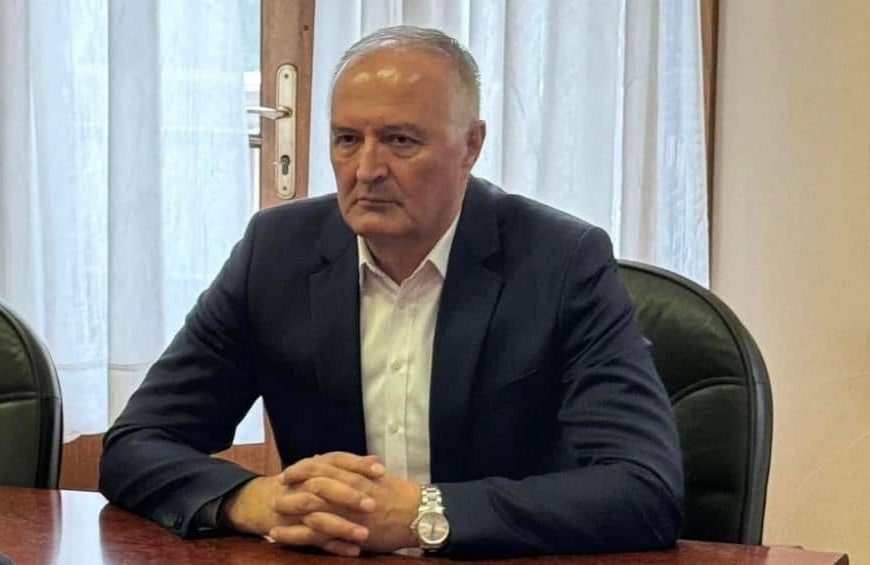 Ministar odbrane BiH Zukan Helez jako direktno i bez uvijanja: “Stidim se rasističkih izjava i komentara predsjednika manjeg bosanskohercegovačkog entiteta”
