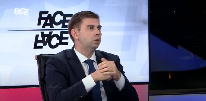 Ekonomski analitičar Faruk Hadžić kod Hadžifejzovića upozorio: “FBiH može napraviti historijsku grešku, RS na koljenima!”
