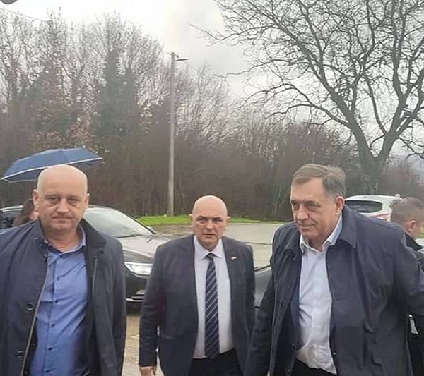 Milorad Dodik stigao “na noge” Čoviću u Mostar, evo šta…