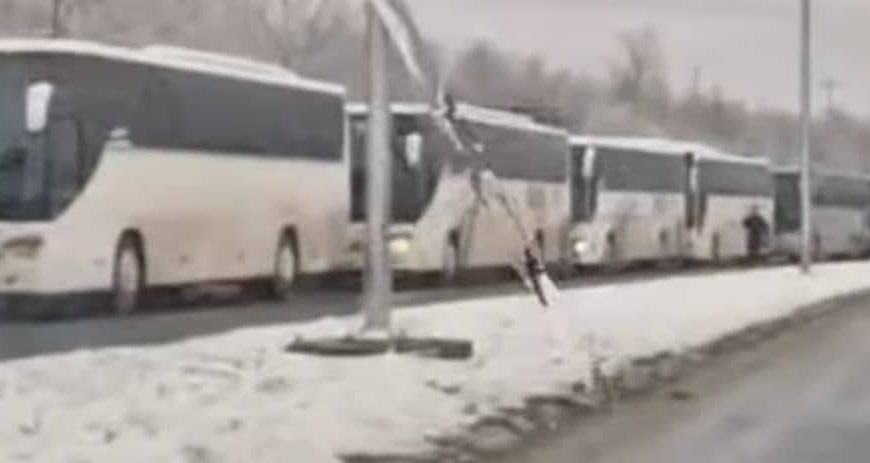 Pogledajte snimak: Kolone autobusa sa bh. tablicama ušle…