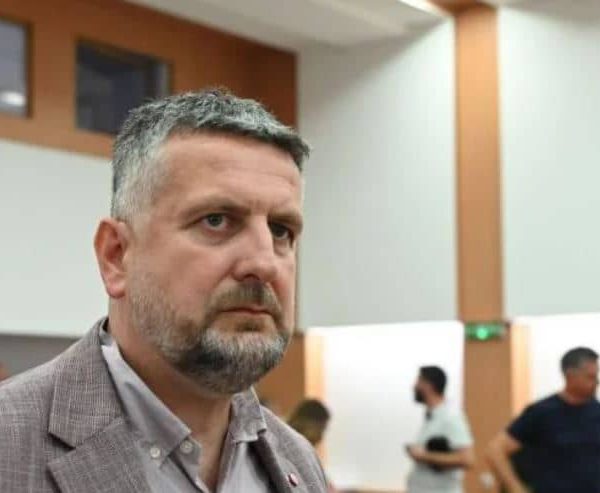 Vuković, Foto, Radio Sarajevo