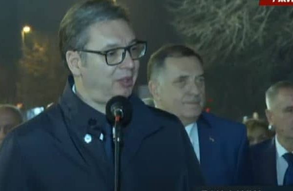 Skandalozno priznanje, Vučić kaže da je znao za presudu Dodiku…