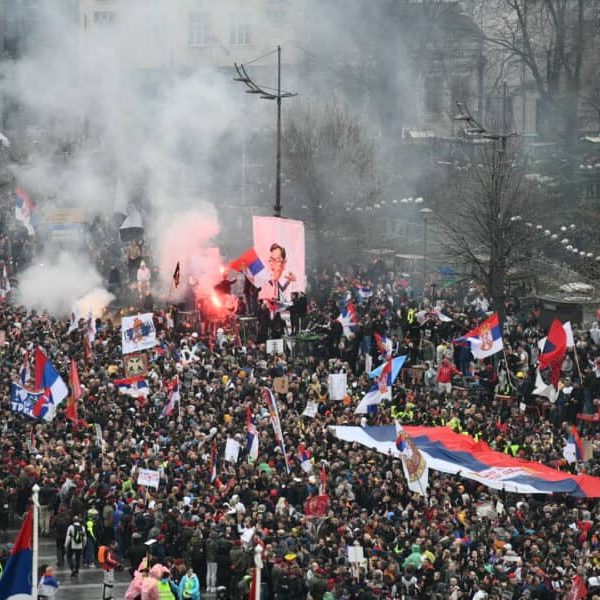 MUP Srbije iznio šokantnu procjenu o broju ljudi na historijskim protestima u Beogradu