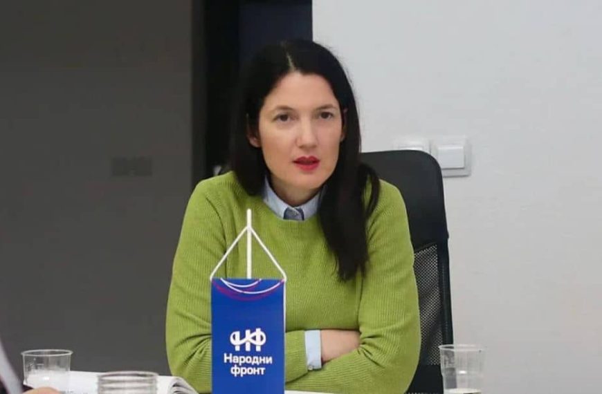Jelena Trivić potpuno otvoreno: “Ustav u kojem se navodi Vojska RS i vrhovni komandant predstavlja samo dolijevanje ulja na vatru”